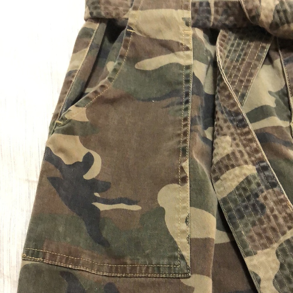 Topshop Camouflage Pants - Picture 3 of 5